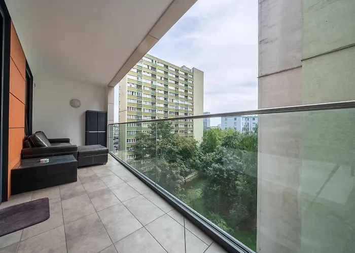 Warsaw Center Business Apt - Parking And Balcony - By Rentujemy